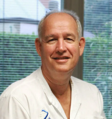 Dr Jakob Zwaan, Implantologist and Researcher in Private practice, Italy